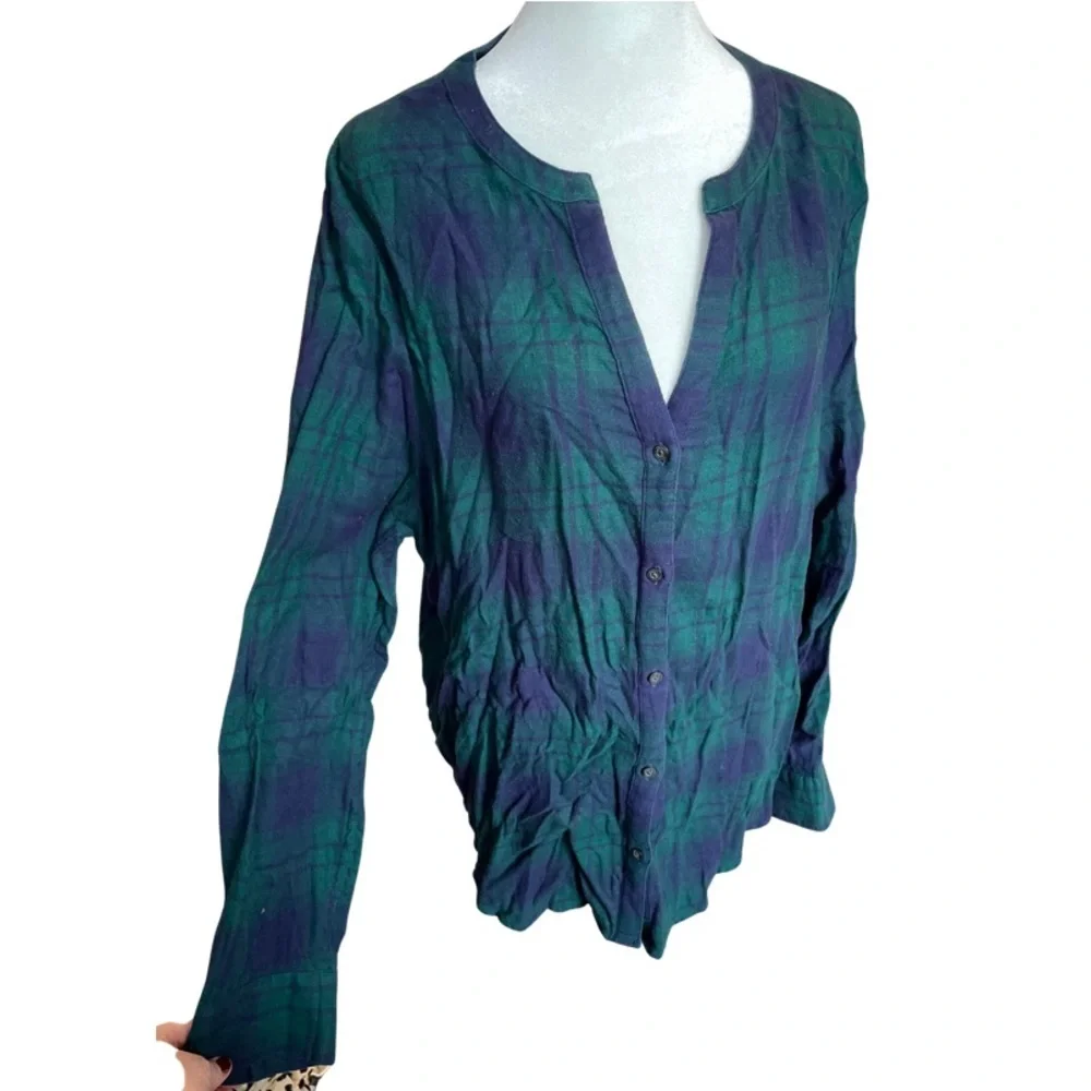 Calvin Klein Jeans classic blue and green plaid button up XL